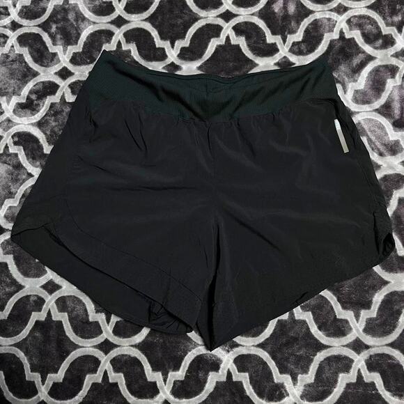 REI Coop 4.5" Running Shorts Women's Small Black Reflective Inner Pocket Lining - Picture 1 of 8